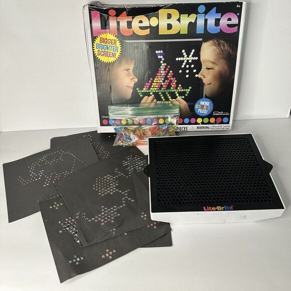 Basic Fun Lite-Brite Ultimate Classic Retro and Vintage Toy- Gently Used! - Picture 3 of 10